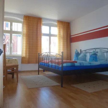 Guest house & Ferienwohnung Zum Schmuckgiebel
