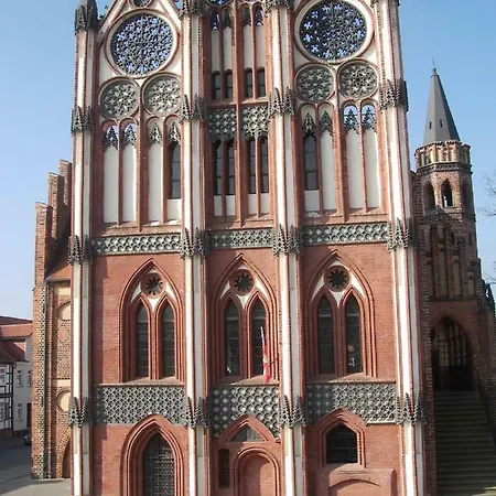 & Ferienwohnung Zum Schmuckgiebel