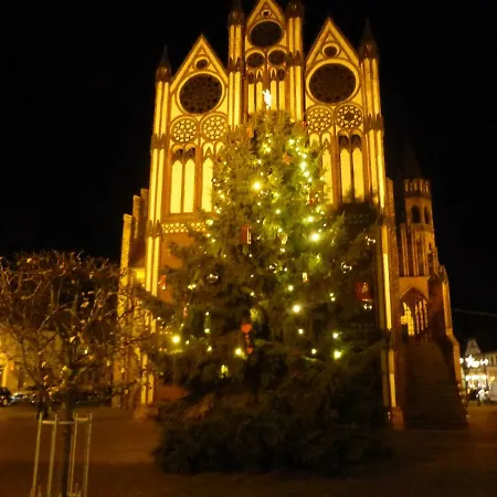 & Ferienwohnung Zum Schmuckgiebel 게스트하우스 탄게르문데