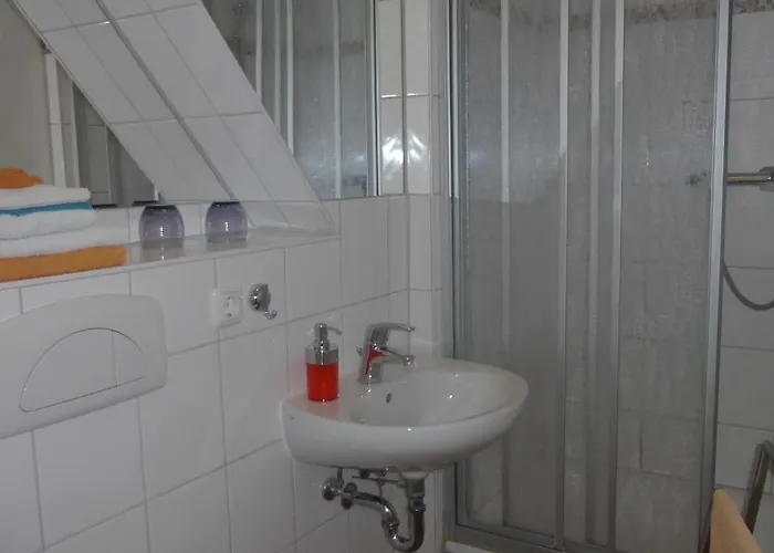 & Ferienwohnung Zum Schmuckgiebel Pensionat 3*