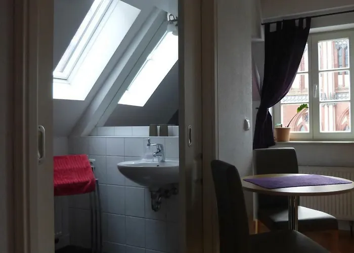 & Ferienwohnung Zum Schmuckgiebel 3*