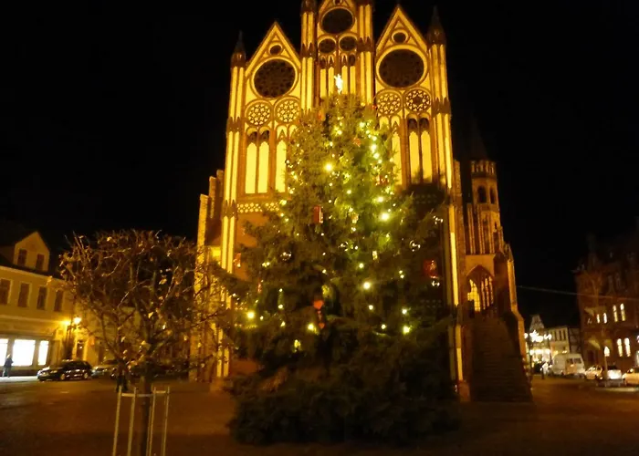 & Ferienwohnung Zum Schmuckgiebel Pensionat Tangermünde